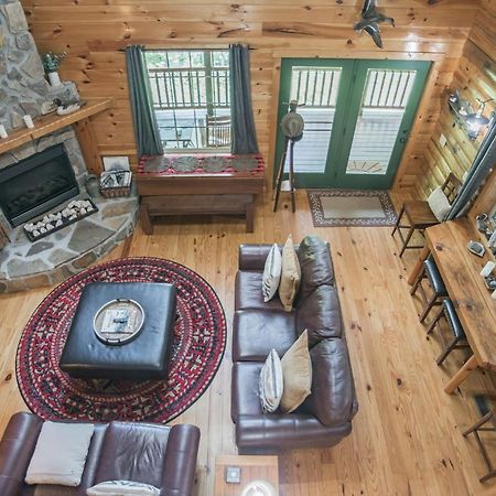 Tree Top Lodge - Gorgeous Lake Cabin With Hot Tub & Magnificent Views Of Forests And Mountains! Cabin Butler Εξωτερικό φωτογραφία