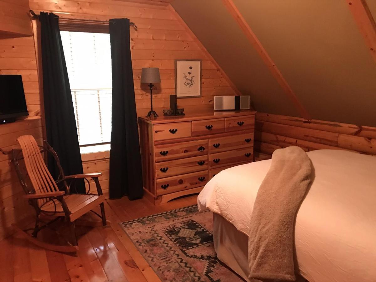 Tree Top Lodge - Gorgeous Lake Cabin With Hot Tub & Magnificent Views Of Forests And Mountains! Cabin Butler Εξωτερικό φωτογραφία