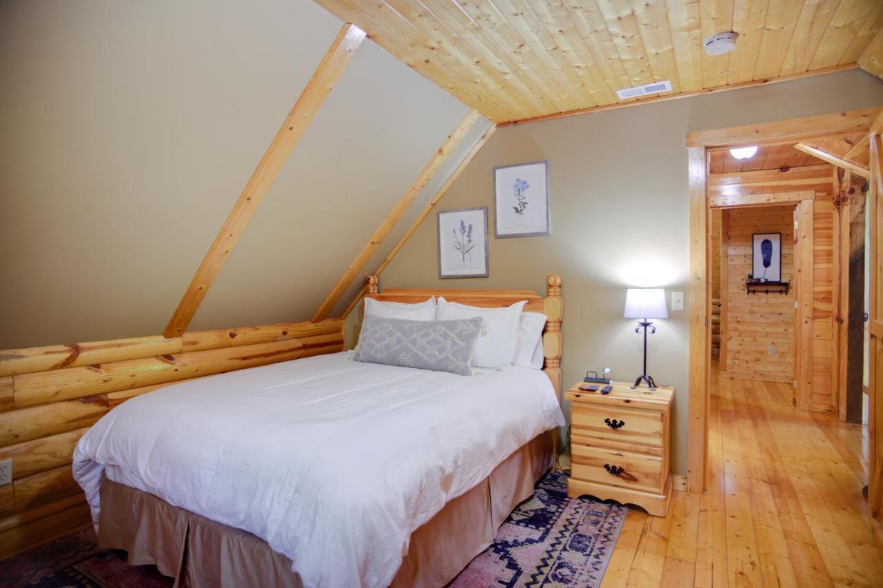 Tree Top Lodge - Gorgeous Lake Cabin With Hot Tub & Magnificent Views Of Forests And Mountains! Cabin Butler Εξωτερικό φωτογραφία
